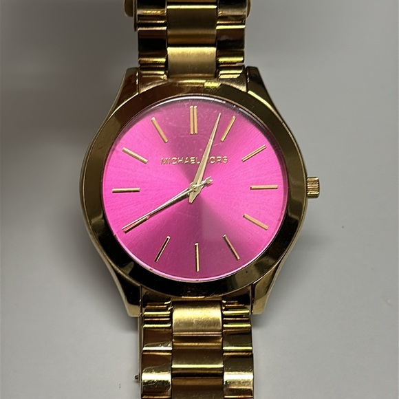 4 Michael Kors Women’s Watches - Picture 3 of 5